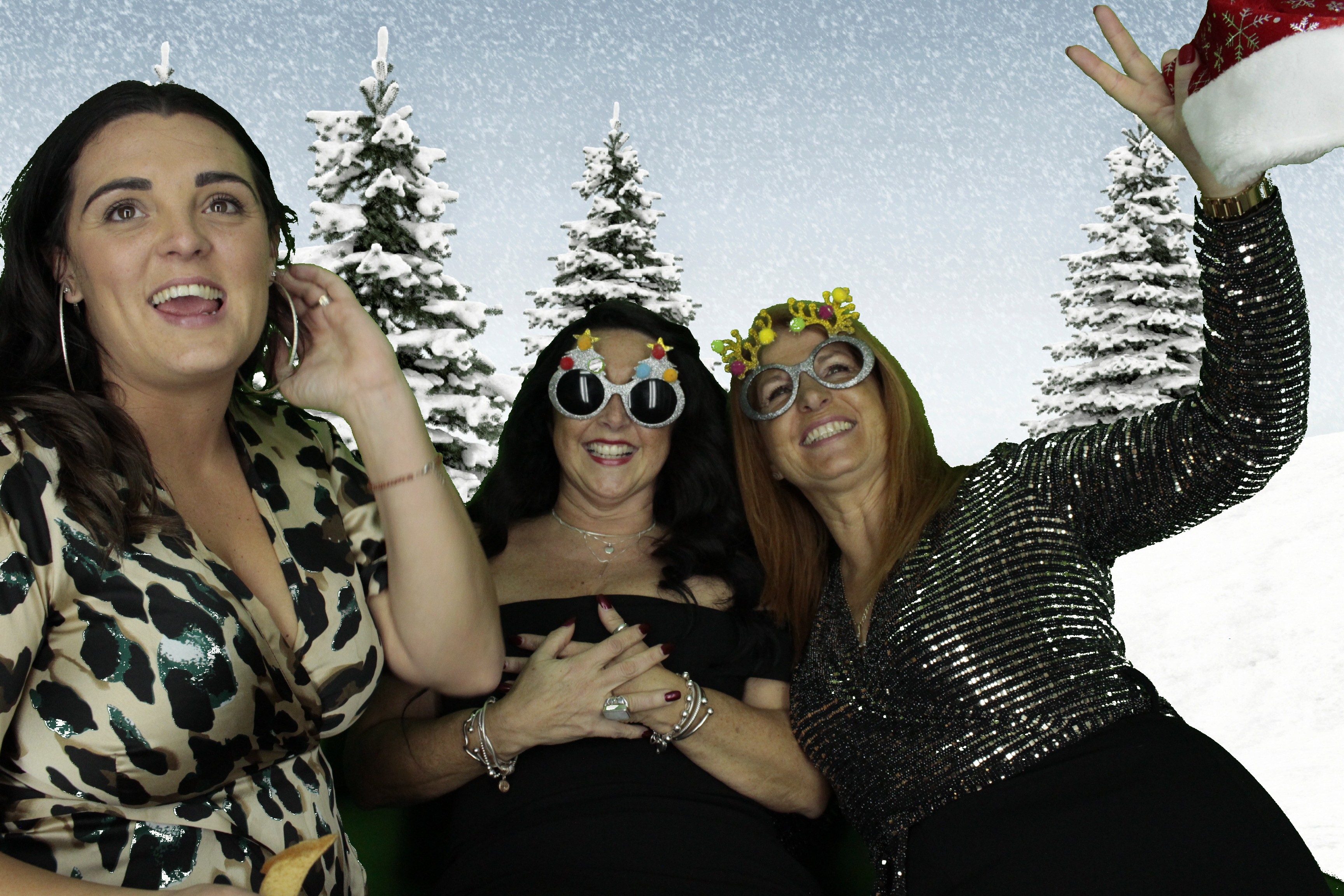 Silvermere Christmas Party | View more photos from the event at gallery.myphotoboothexperience.co.uk/u/MyPhotoBoothExperienceLtd/Silvermere-Christmas-Party-3